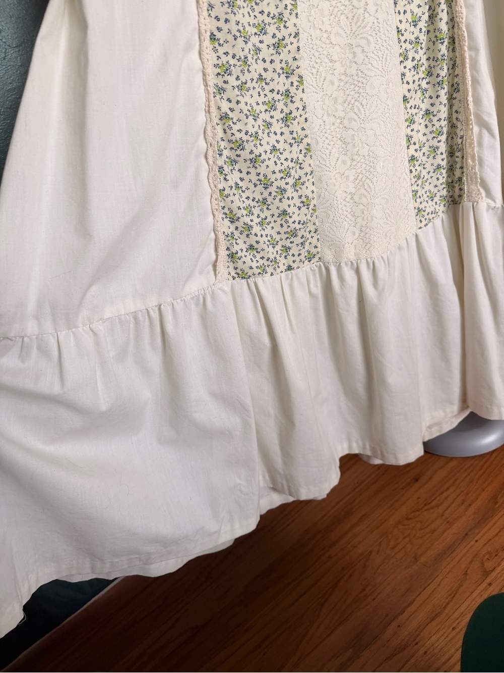 Vintage Gunne Sax Maxi Prairie Dress with Bell Sleeves sz S - Picture 8 of 14